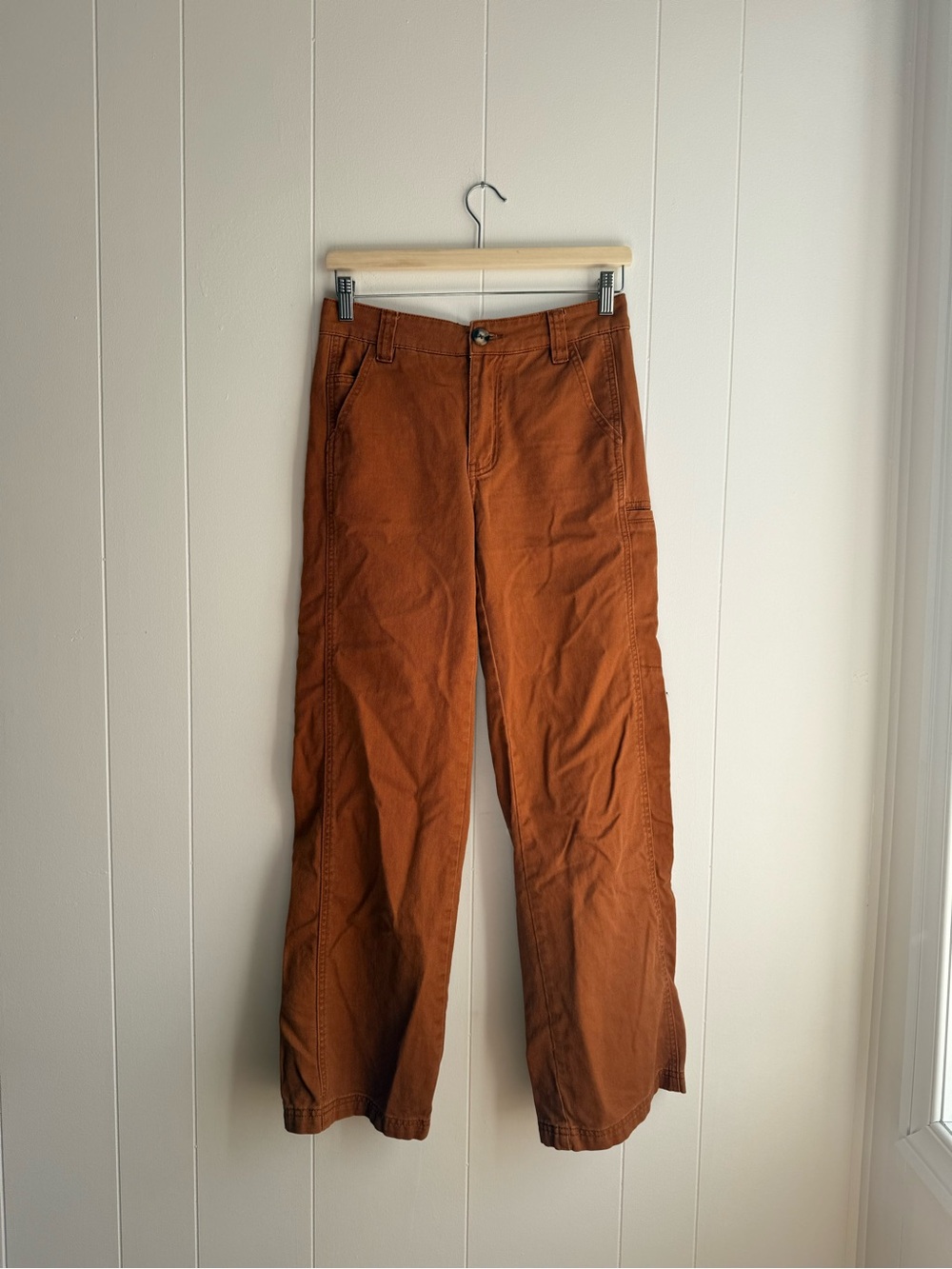Mid-Rise Straight-Leg Women's Jeans in Rust